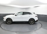 Certified 2023 Porsche Cayenne image 2