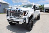 Used 2025 GMC Sierra 2500 Denali image 3