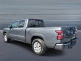 Used 2023 Nissan Frontier SV image 4
