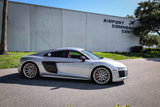 Used 2017 Audi R8 V10 w/ Carbon Exterior Package image 5