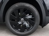 New 2025 Volkswagen Atlas Cross Sport SE image 5