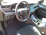 New 2025 Jeep Grand Cherokee Altitude image 3