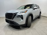 Used 2025 Nissan Rogue SV image 2