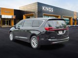 New 2025 Chrysler Pacifica Select image 4