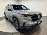 New 2025 Honda Pilot Black Edition image 2