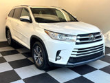Used 2019 Toyota Highlander XLE image 3