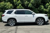 New 2025 Honda Pilot Touring image 3