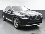 Used 2024 BMW X4 xDrive30i image 2