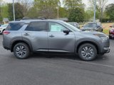 New 2025 Nissan Pathfinder SV w/ SV Premium Package image 2