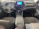 Certified 2023 Toyota Highlander LE image 4
