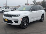 Used 2022 Jeep Grand Cherokee Summit image 4