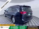 Used 2017 Chrysler Pacifica Touring-L image 5
