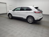Used 2023 Ford Edge SEL image 3