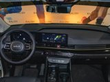 Used 2025 Kia Carnival SX Prestige image 3
