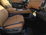 New 2025 Nissan Pathfinder Platinum image 6