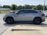 Used 2025 Volkswagen Atlas Cross Sport SEL R-Line image 4