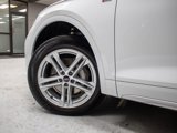 Used 2023 Audi Q5 e Premium Plus w/ Premium Plus Package image 6