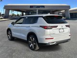 New 2025 Mitsubishi Outlander SE image 2