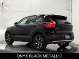 Used 2024 Volvo XC40 B5 Core image 6