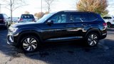 New 2025 Volkswagen Atlas SE image 2