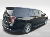 Used 2023 Chevrolet Suburban LT image 4