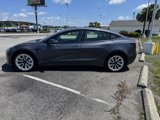 Used 2022 Tesla Model 3 Standard Range image 4