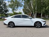 New 2025 Hyundai Elantra Limited image 4
