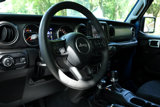 Used 2023 Jeep Gladiator Sport image 5