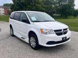 Used 2017 Dodge Grand Caravan SE image 4