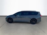 New 2025 Chrysler Pacifica Limited image 4