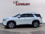 New 2025 Nissan Pathfinder SL image 2