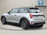 Used 2025 MINI Cooper 2-Door Hardtop image 4