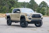 Used 2017 Toyota Tacoma TRD Off-Road image 3