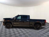 Used 2023 GMC Sierra 2500 Denali w/ Denali Black Diamond Edition image 2
