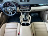 Used 2022 Porsche Cayenne image 6