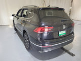 Used 2020 Volkswagen Tiguan SE w/ Panoramic Sunroof Package image 6