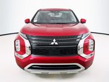 New 2025 Mitsubishi Outlander SE image 2