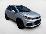 Used 2022 Chevrolet Trax LT w/ Sport Edition image 3