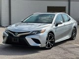 Used 2020 Toyota Camry SE image 2