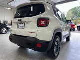 Used 2017 Jeep Renegade Trailhawk image 2