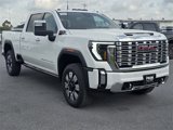 New 2025 GMC Sierra 2500 Denali w/ Denali Reserve Package image 3