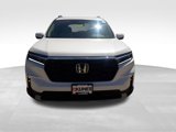 New 2025 Honda Pilot Touring image 2
