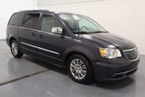 Used 2013 Chrysler Town & Country Touring-L image 2