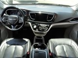 Used 2018 Chrysler Pacifica Touring-L Plus image 6