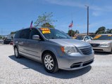 Used 2013 Chrysler Town & Country Touring image 3