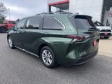 New 2025 Toyota Sienna XLE image 2