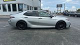 Used 2021 Toyota Camry SE image 3