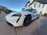 Used 2023 Porsche Taycan image 3