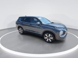 New 2025 Mitsubishi Outlander SE image 2