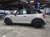 Used 2022 MINI Cooper S image 2